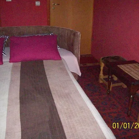 Pansion Stari Hostel *