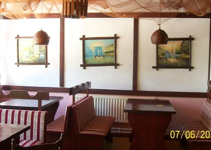 Room Apartments Stari Konak *