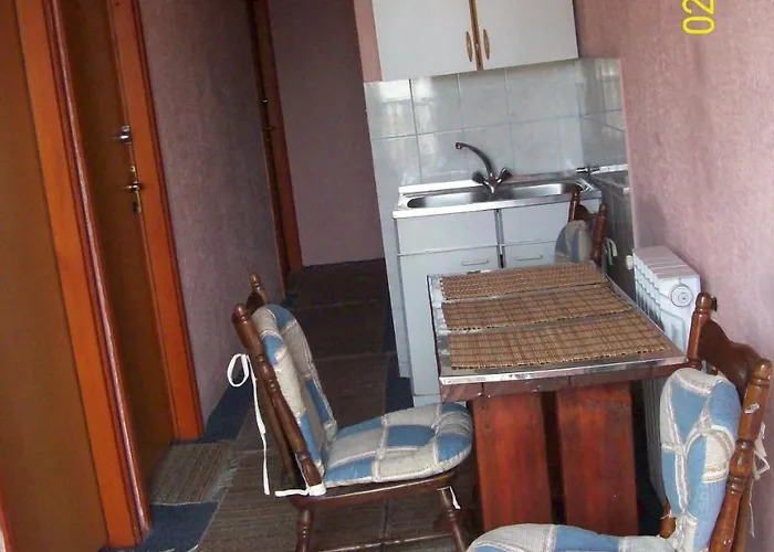 Room Apartments Stari Konak * Donje Mladice